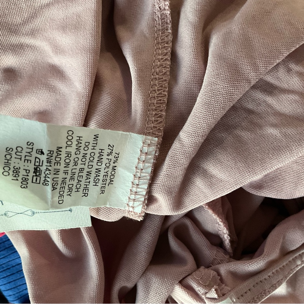 Pink romper - Picture 5 of 5